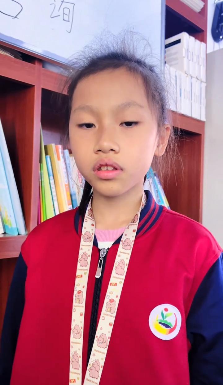 谁说不爱说话的孩子就没办法“炸场”？
这周六，自闭症女孩萱萱要干件大事，直接用舞