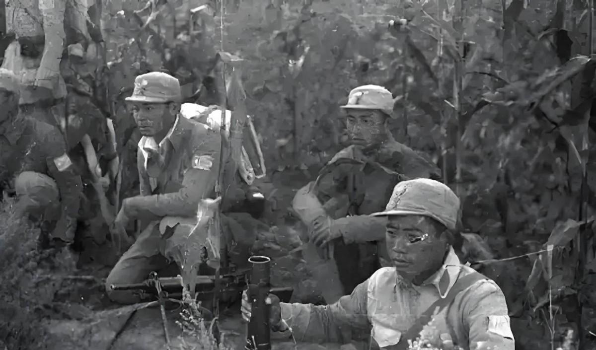 1944年蒋介石命令死守洛阳，蒋鼎文率先撤退，最后坚守的竟是土匪队伍吗？
194
