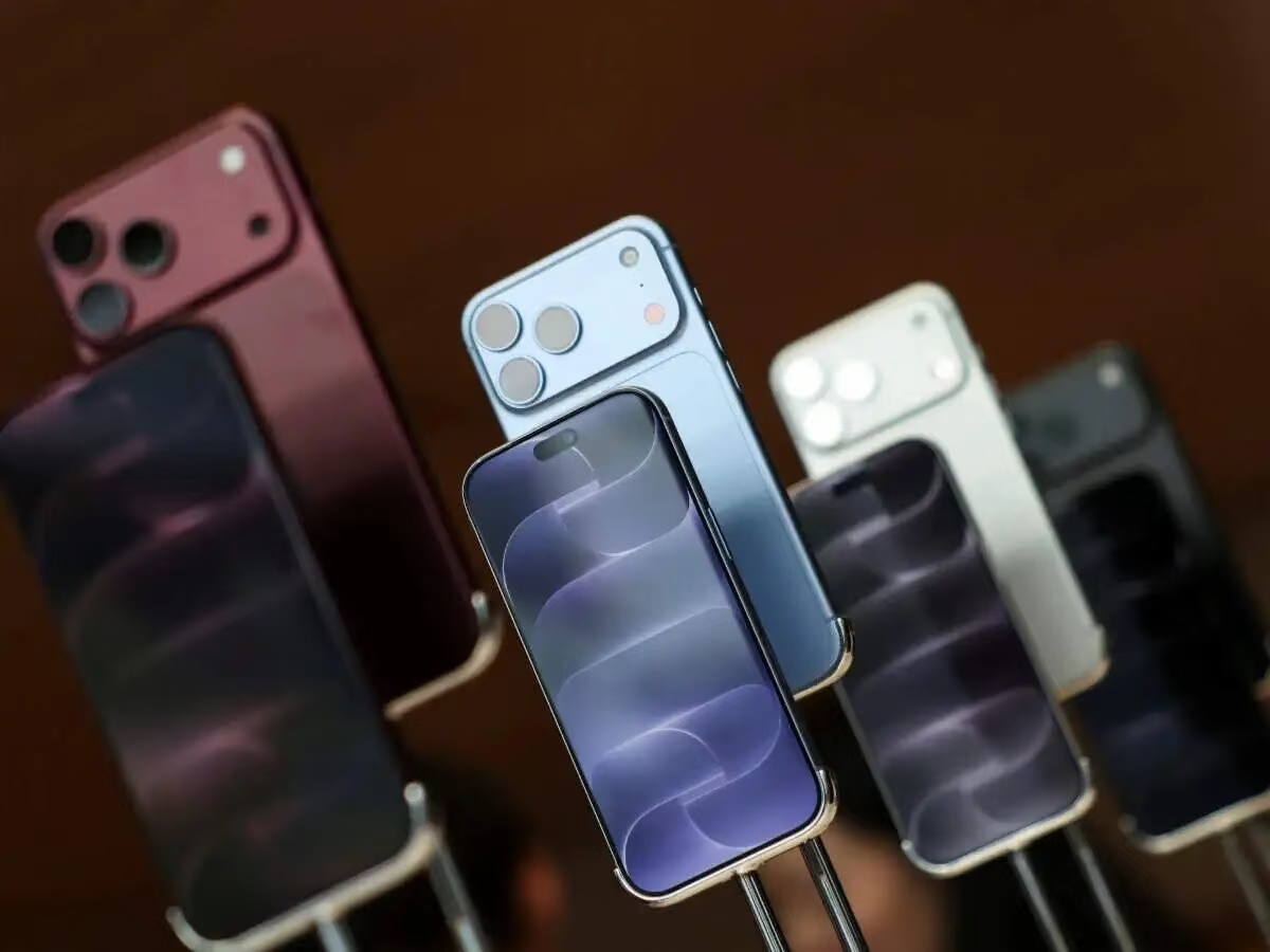 苹果确认iPhone18ProMax存缺陷美版iPhone18Pro Max翻车