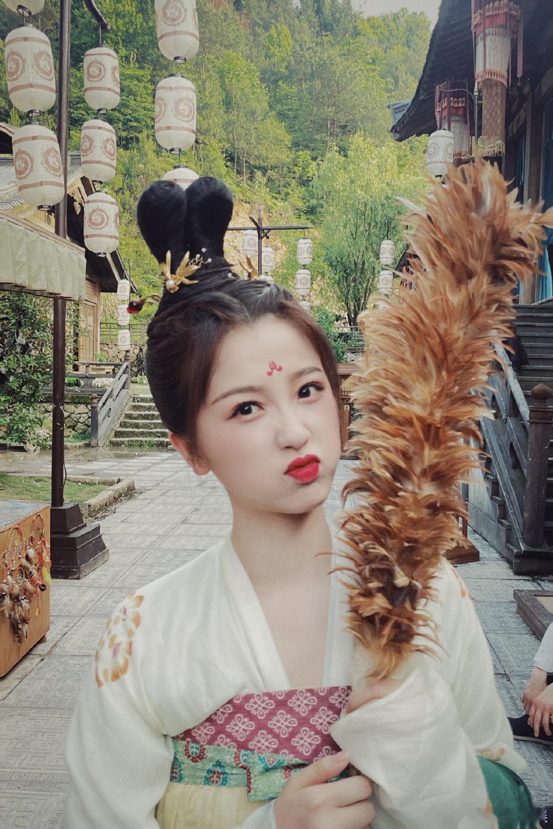 虞书欣虞书欣工作室还有多少小兰花库存虞书欣工作室的小兰花库存 我们至今仍不知道虞