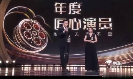 刘烨 全场下班最快的人 打工人也可以有这样的生活态度，快速而不失幽默，刘烨真的是
