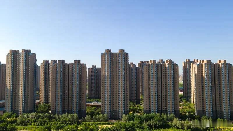 银川楼市：

但这并不是购房者不切实际，而是当下银川属于明显的买方市场，手握现金