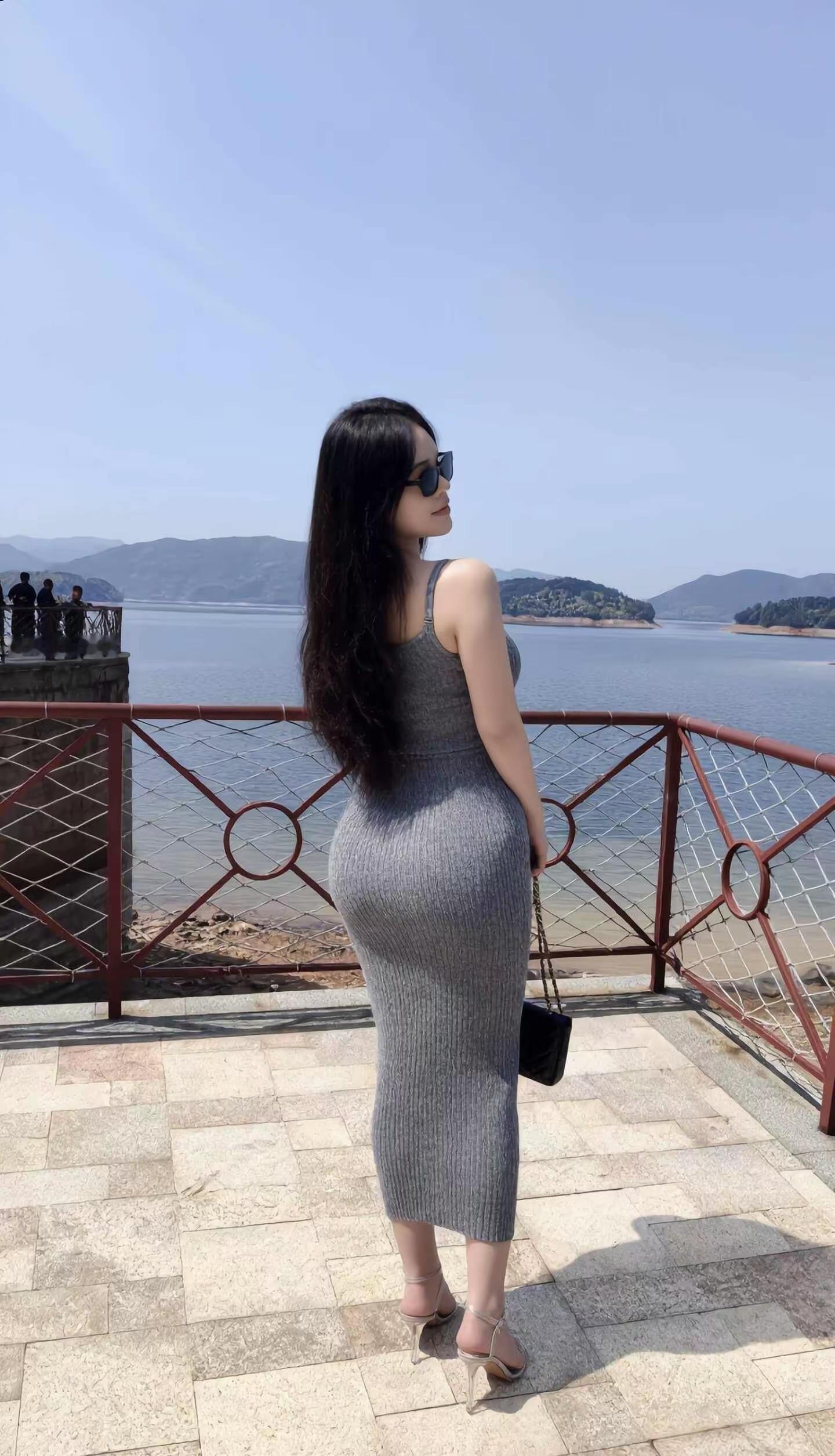 今天又出来兜风，但是真的好热啊 