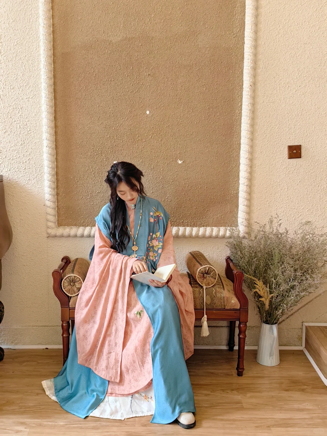 好吧好吧，又被晚明风拿捏啦