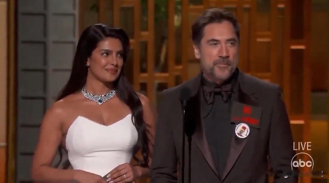 来自西班牙的好莱坞影星哈维尔·巴登在奥斯卡颁奖典礼上高呼:“反对战争，解放巴勒斯