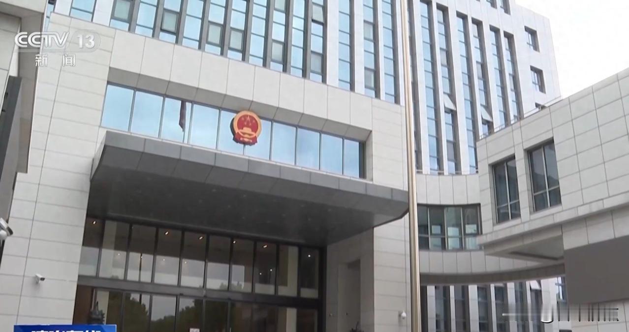 《99%与1%的博弈：一场始于顺风车的千万房产“闪婚闪离”案》

上海的夏天，一