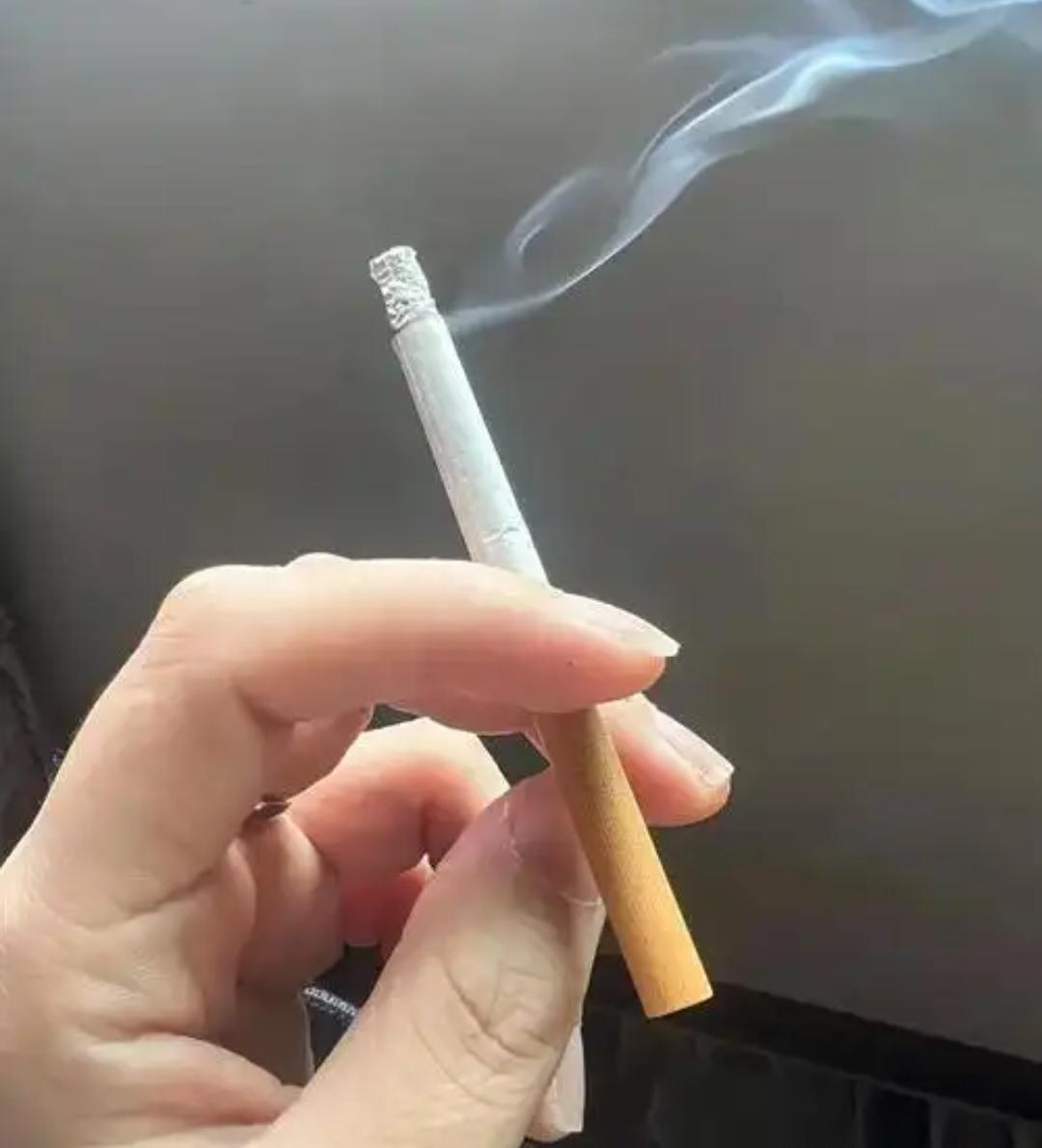 有些事情你不服气真不行，好像自有天意，真的是三十年河东，三十年河西。

就像这买