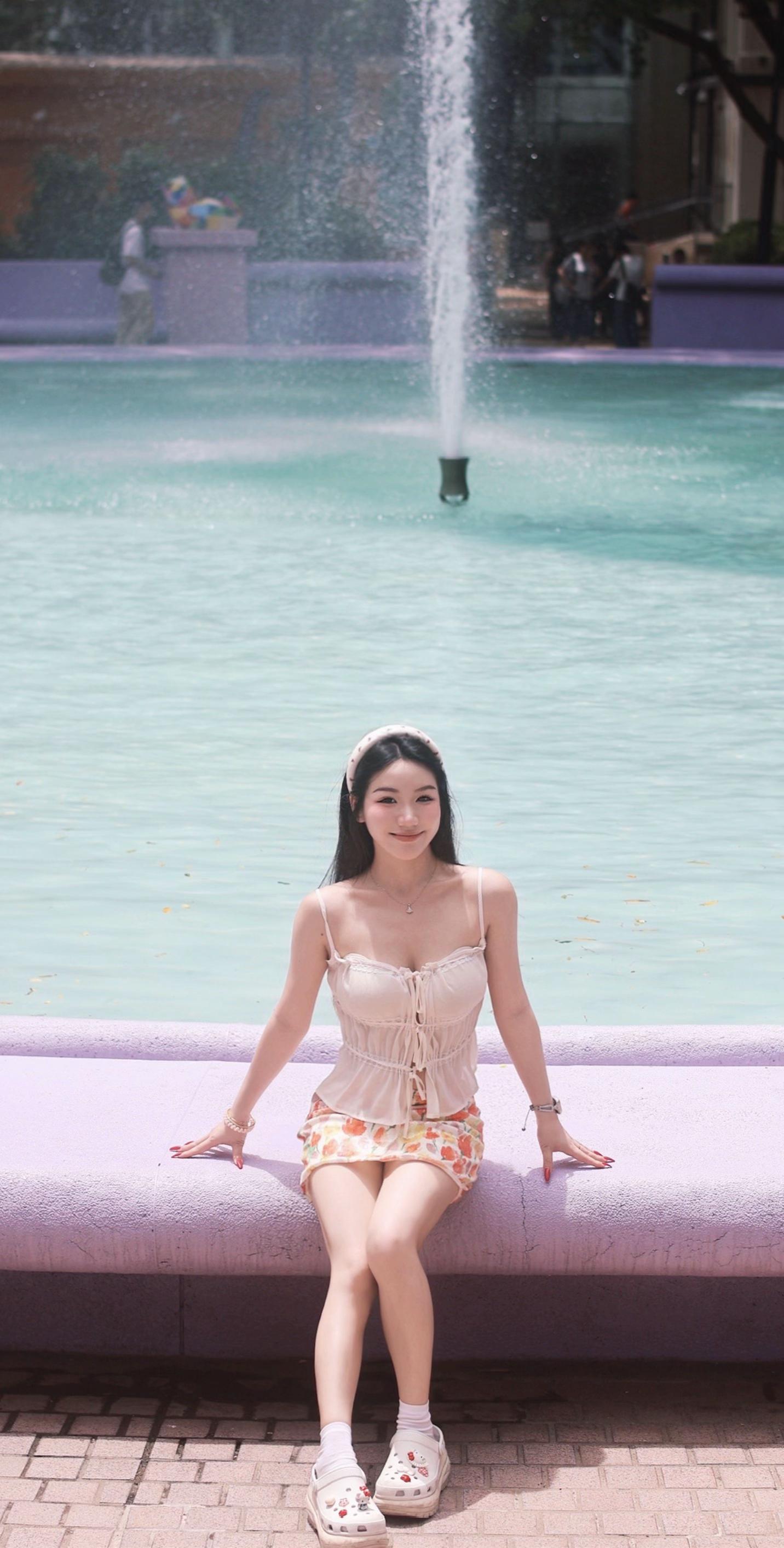 找一间小店吃饭 浪漫大戏开场