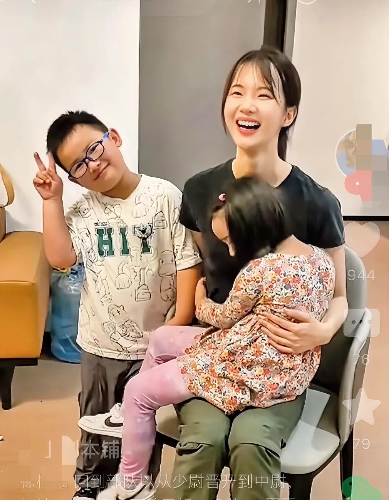 家里出现“三缺一”！孩子们的“爸爸”去了哪里？看！这画面也太开心了，“一家三口”