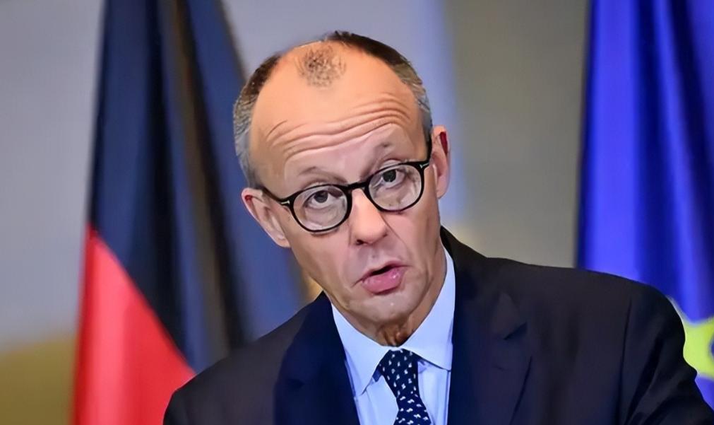 治不了俄罗斯，还治不了你？默茨一句话，以色列彻底怂了。

2026年4月9日，德