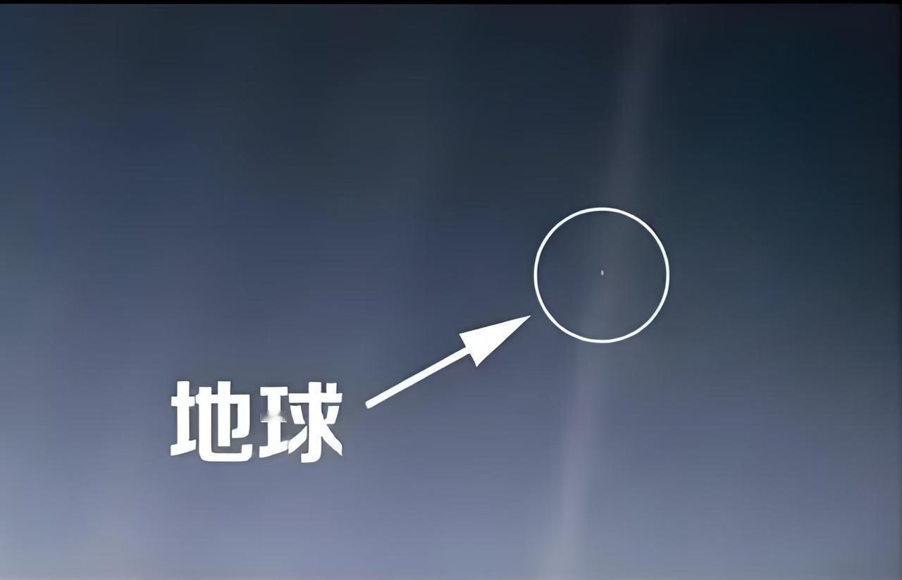 你愿意被理性的AI统治，还是被感性的人统治？

1、今天我们发现硅基生命（智能机