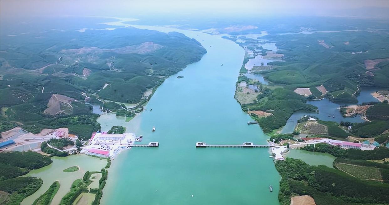 8月12日，平陆运河全航道、全船型实船试验正式启动，这是全线通航前最后一次综合检