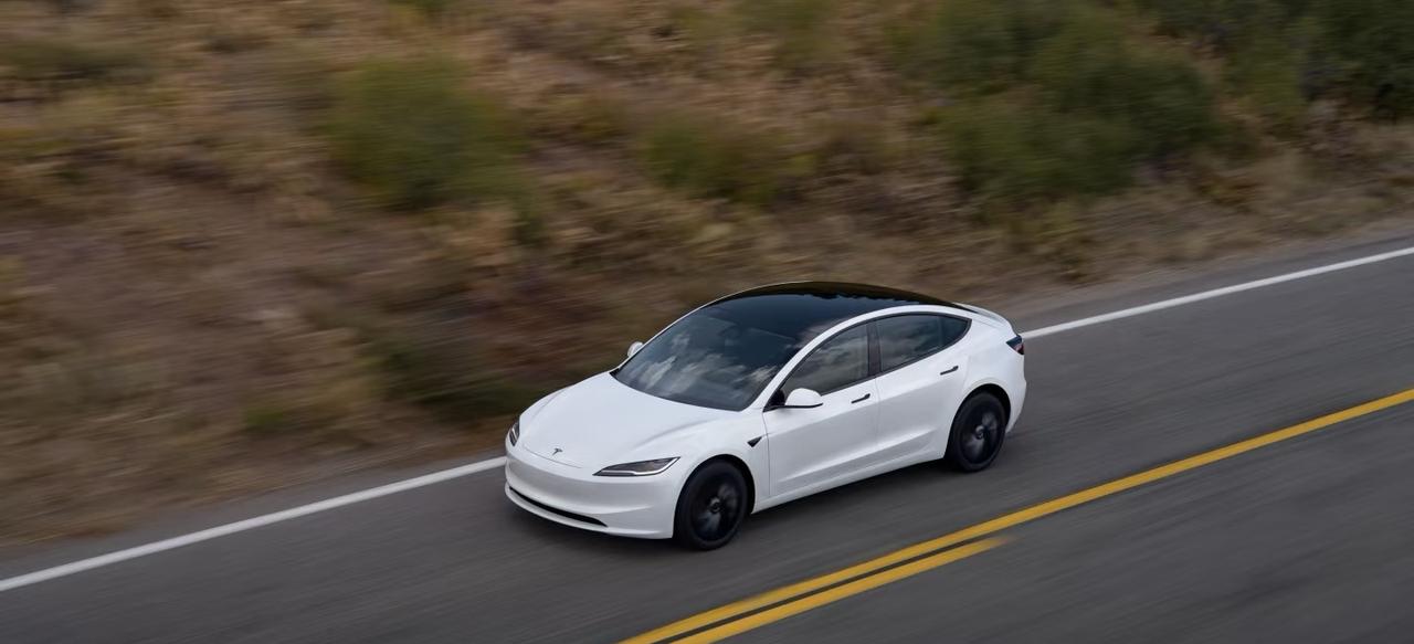 特斯拉中国2月批发58599辆，同比涨91%，国内零售38206辆，出口超2万辆