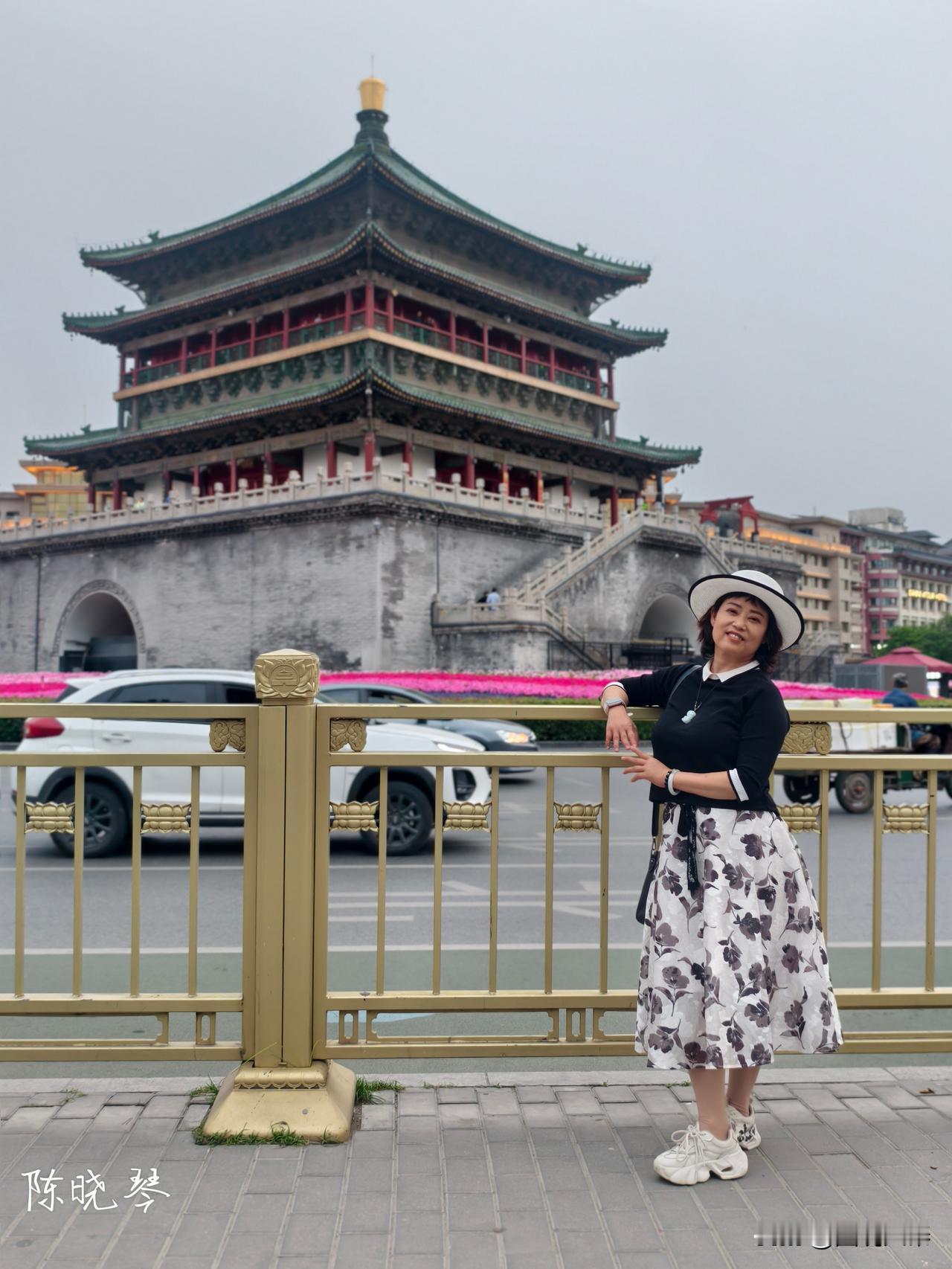 西安免费的景点推荐一下西安钟楼夜色撩人