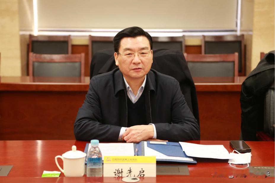江汉大学重大突破，全职引进的院士，捧回国家科技大奖！

近日，江汉大学以牵头单位