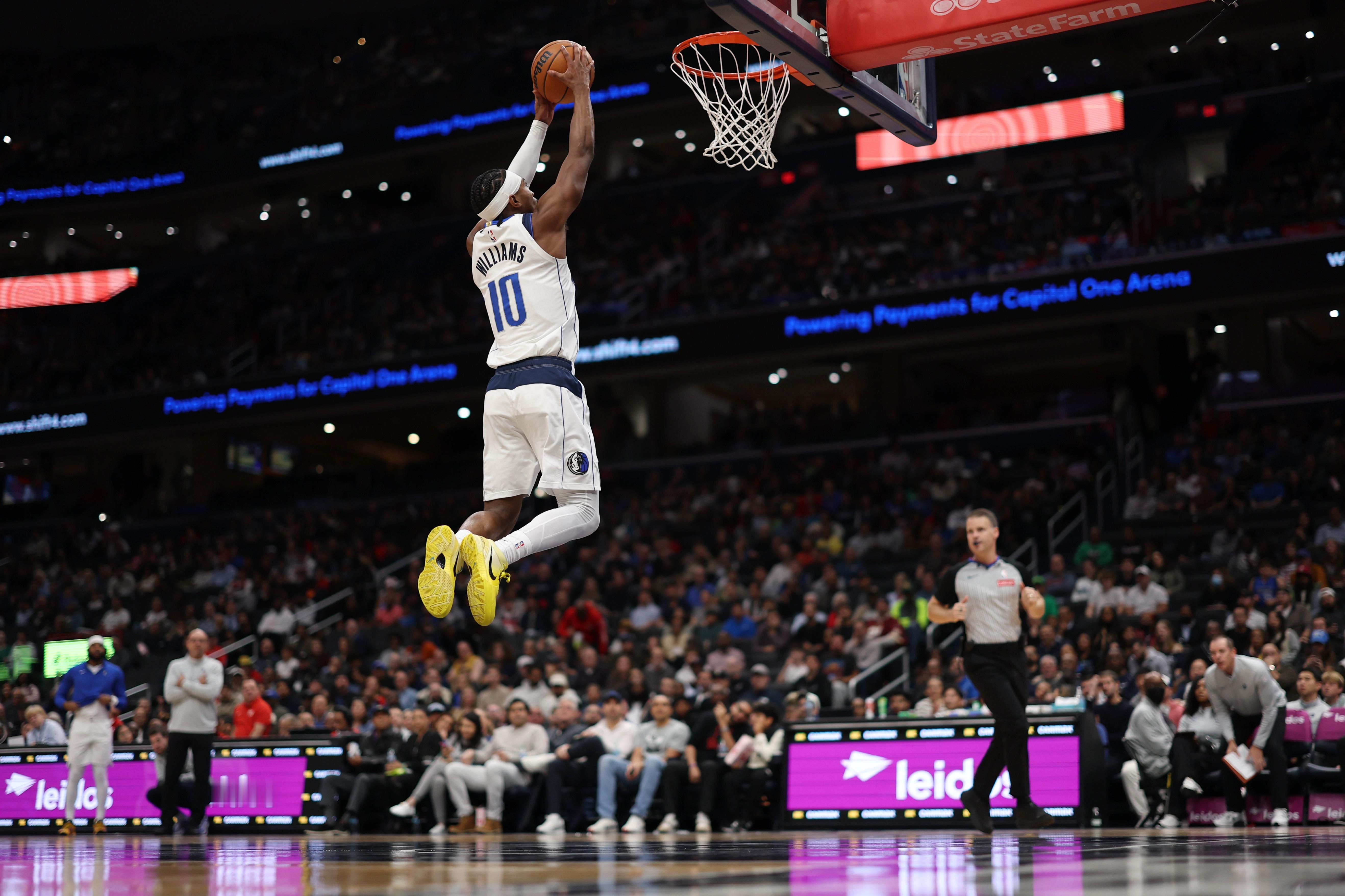 布兰登·威廉姆斯本场表现不俗，打了31分钟11投6中，三分4中2、罚球4中4拿到