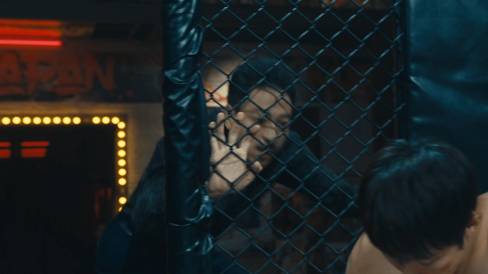 第一集就看到黄景瑜腹肌 被《岁月有情时》第一集狠狠圈粉🥳，黄景瑜塑造的张小满太