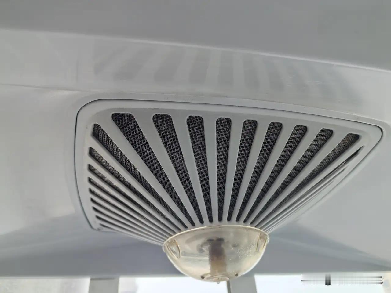 一年只扫一次，全家抢着干！我妈的“大扫除作弊表”被邻居抄疯了
01 先别急着撸袖