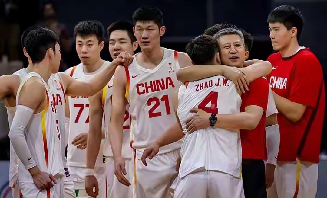 代表中国三大球天花板的都是哪个时期的球队？

男足：1981年苏永舜执教的国足，