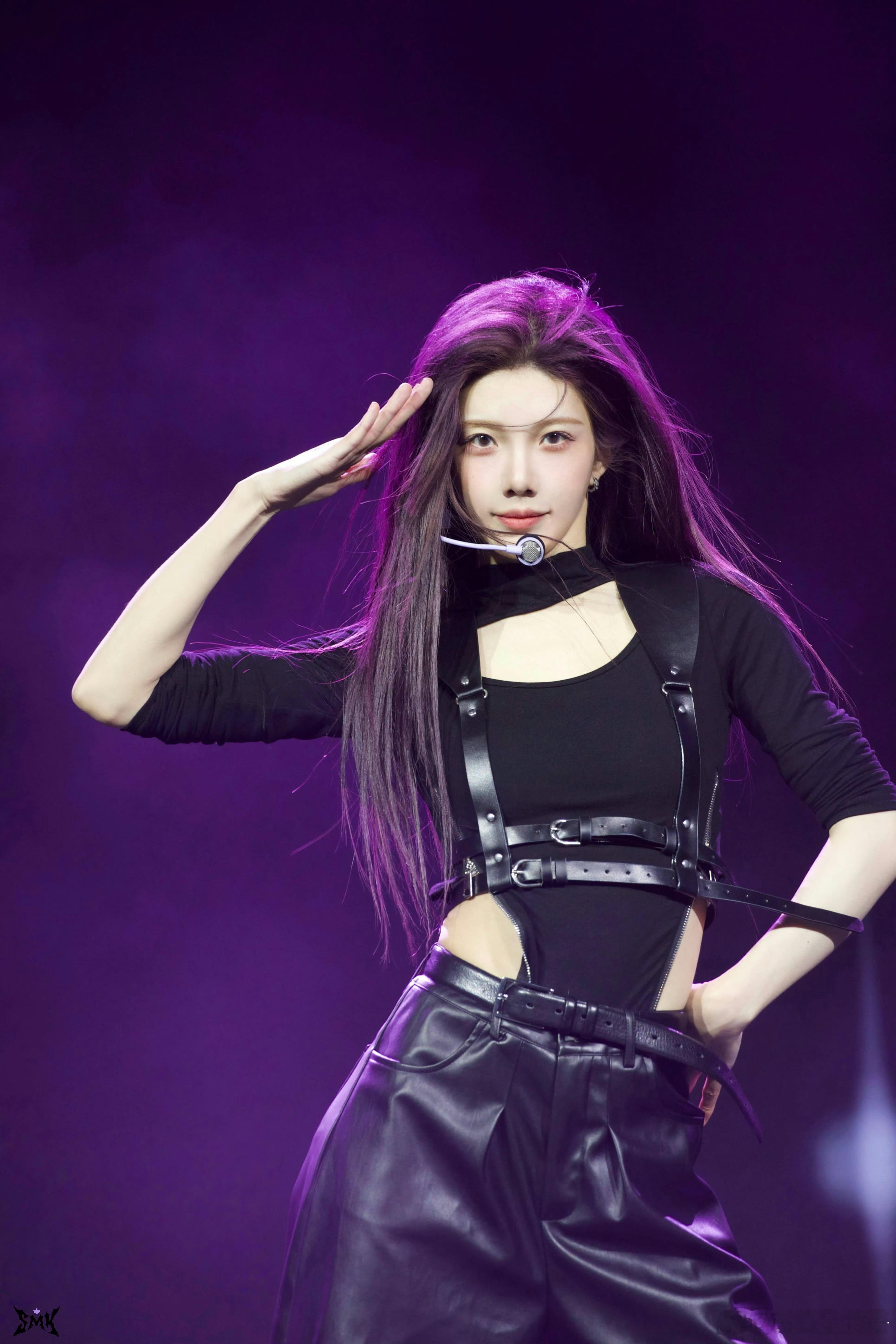 用“无界”为概念，带来全新的演出呈现——舞台不再是容器，而是无数个平行世界的交点