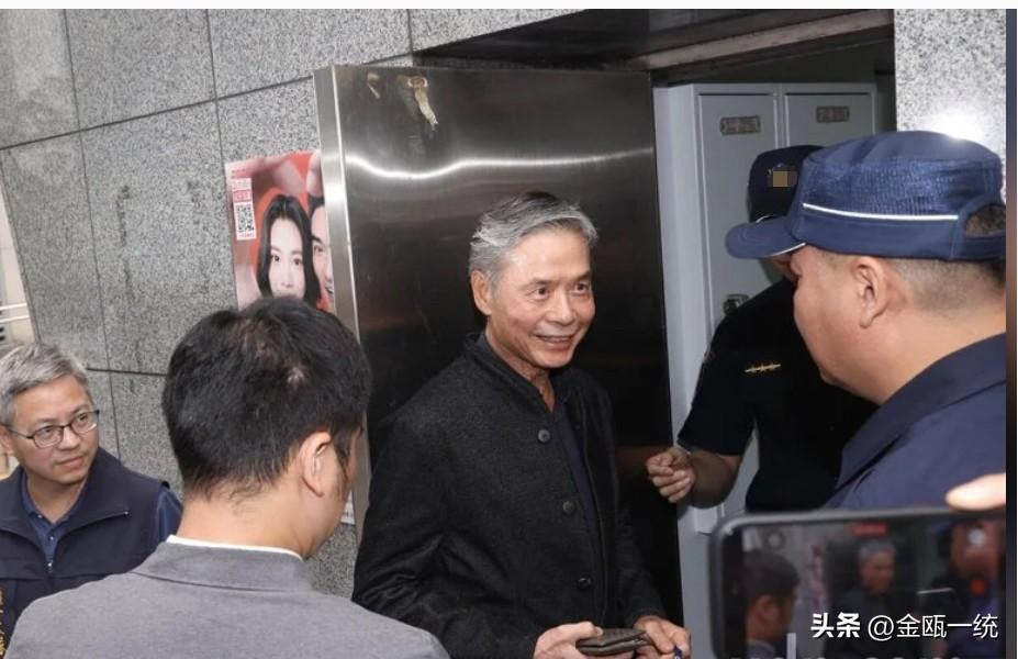 金溥聪刑事局立案 提告邱毅抹黑

金溥聪今天（31日）上午在律师陪同下，前往刑事