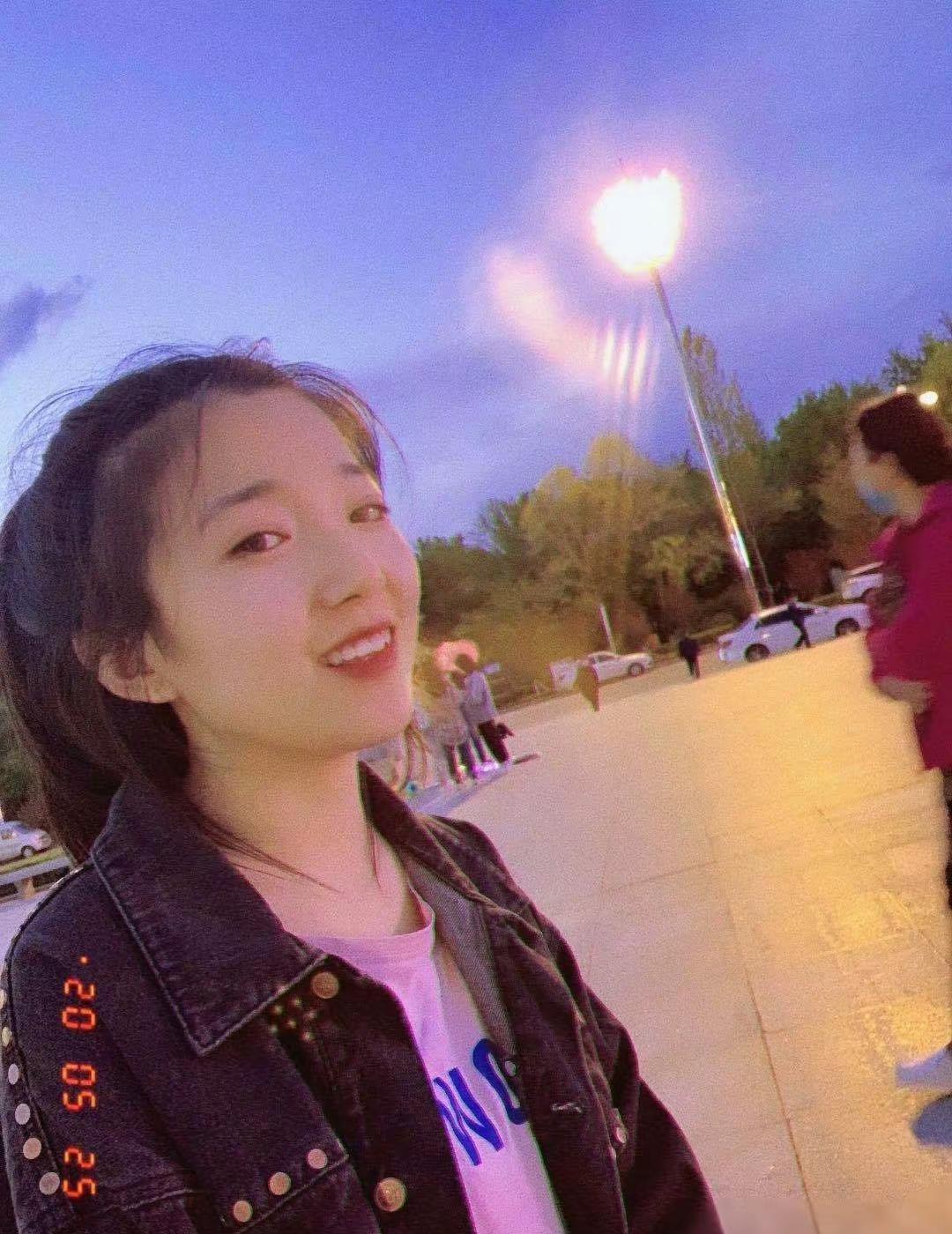 💜。小时候特别喜欢十八岁的天空Time flies inmyfeeling 蓝