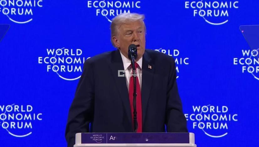 特朗普刚刚在达沃斯论坛上又胡说八道了！他表示：“我注意到的一点是，欧洲到处都是风