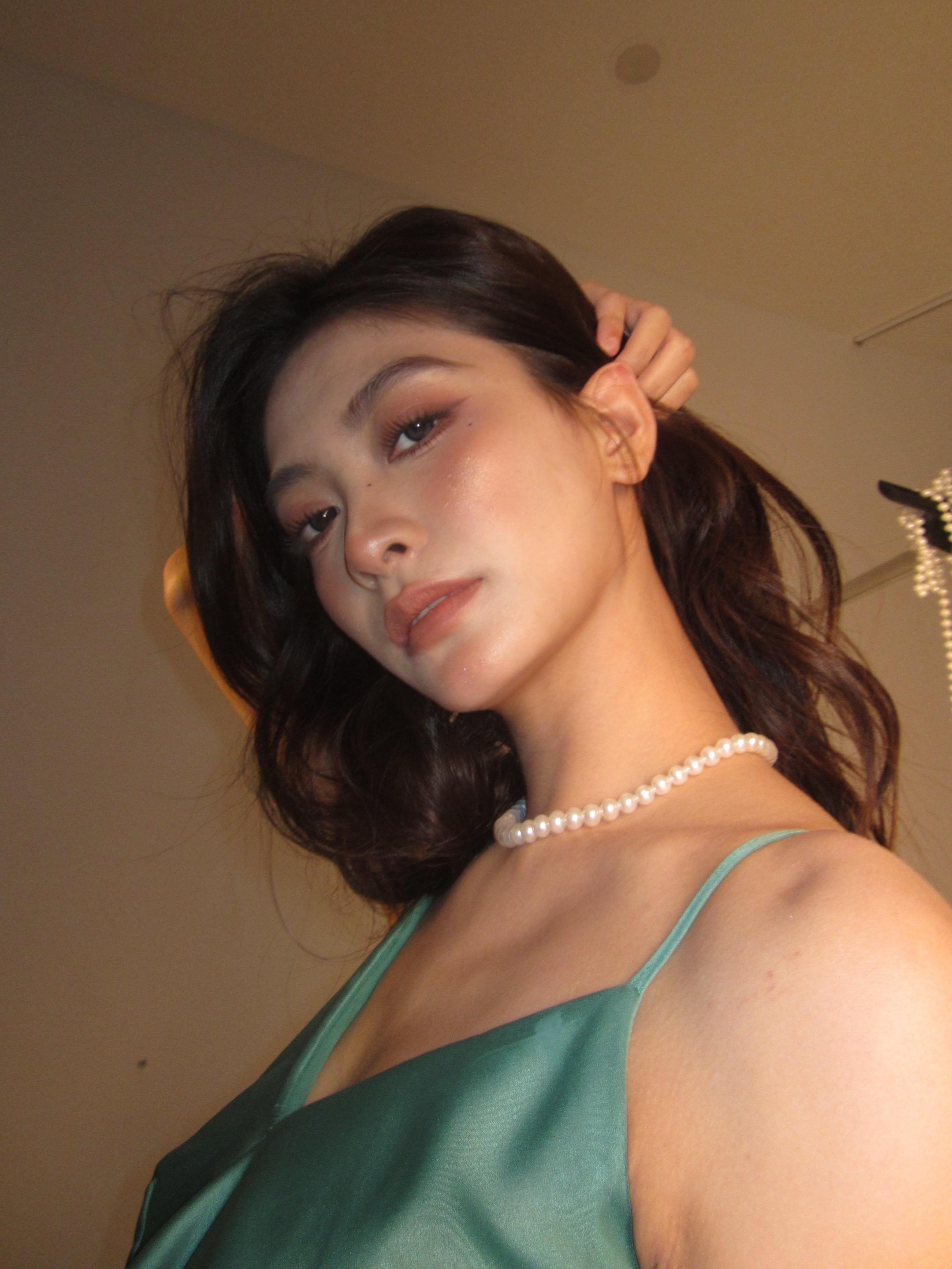 姐姐请你吃饭。