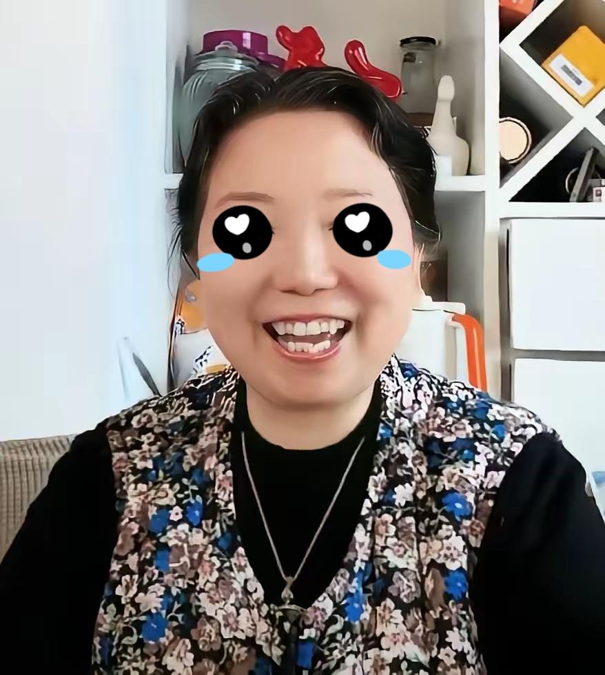 Yc应该半生都没搞明白，自己短暂的一生到底经历了什么？又究竟碍着谁了？

一出生