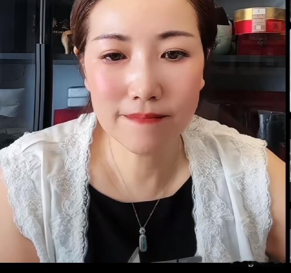 三驴妈回应二驴爸不负责任，能挺就挺，不能就去4！

          自己能活