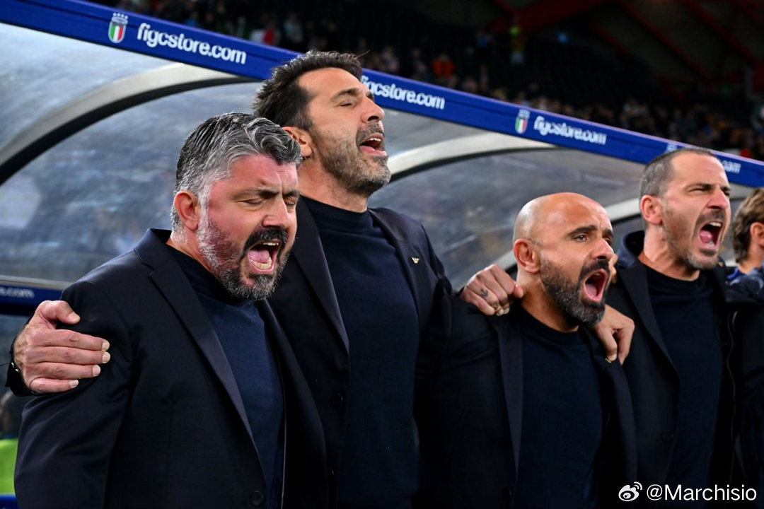 天空体育：由于又双叒无缘世界杯，加图索将不再担任意大利国家队的主教练，同时离任的