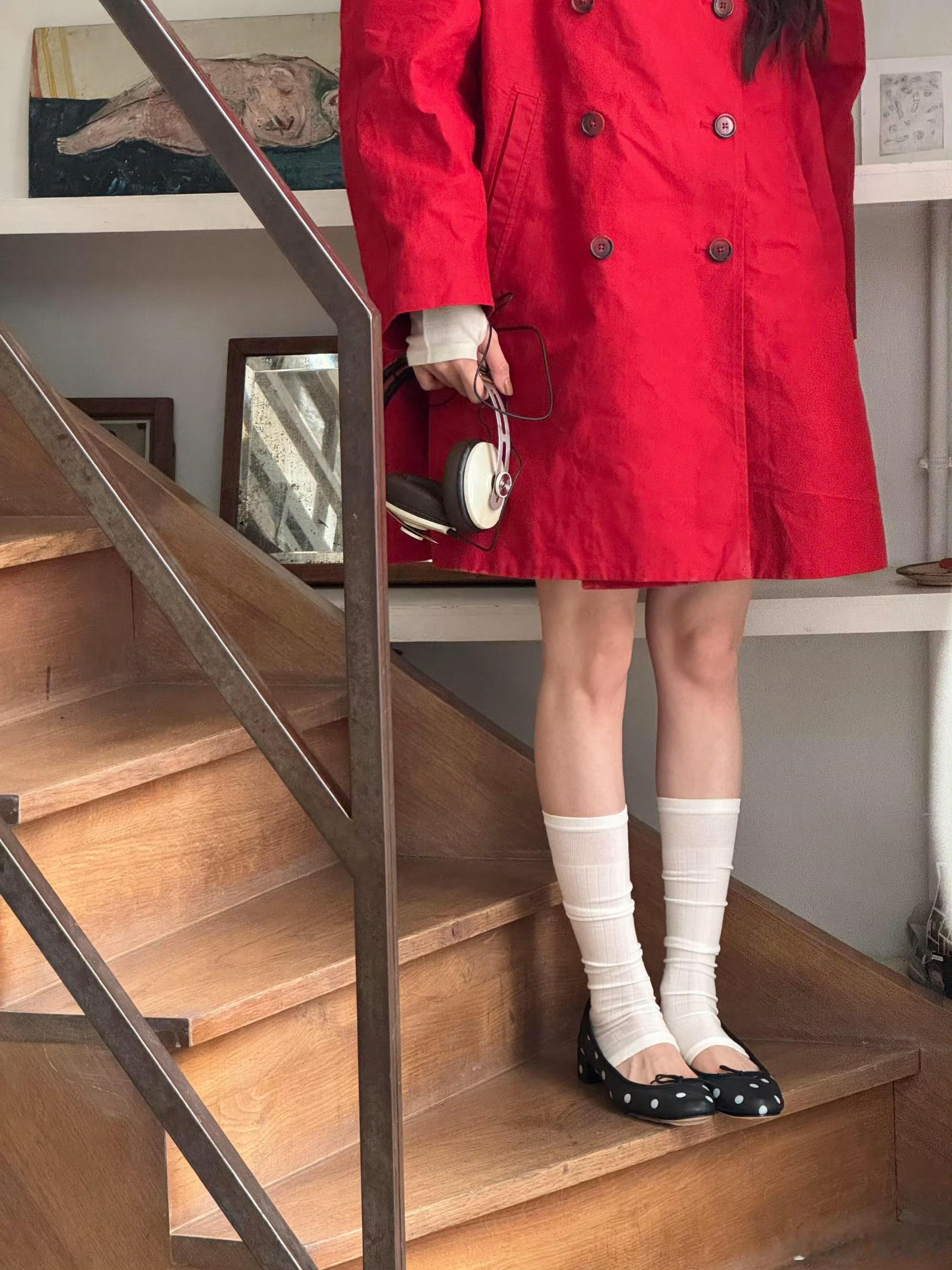 非常充满少女感的腿，很难不喜欢呀 