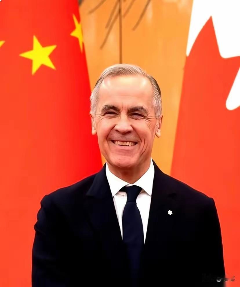 加拿大总理刚在北京这边开完会，一转身，就宣布了个事。听着有点怪，但字字千钧：用中