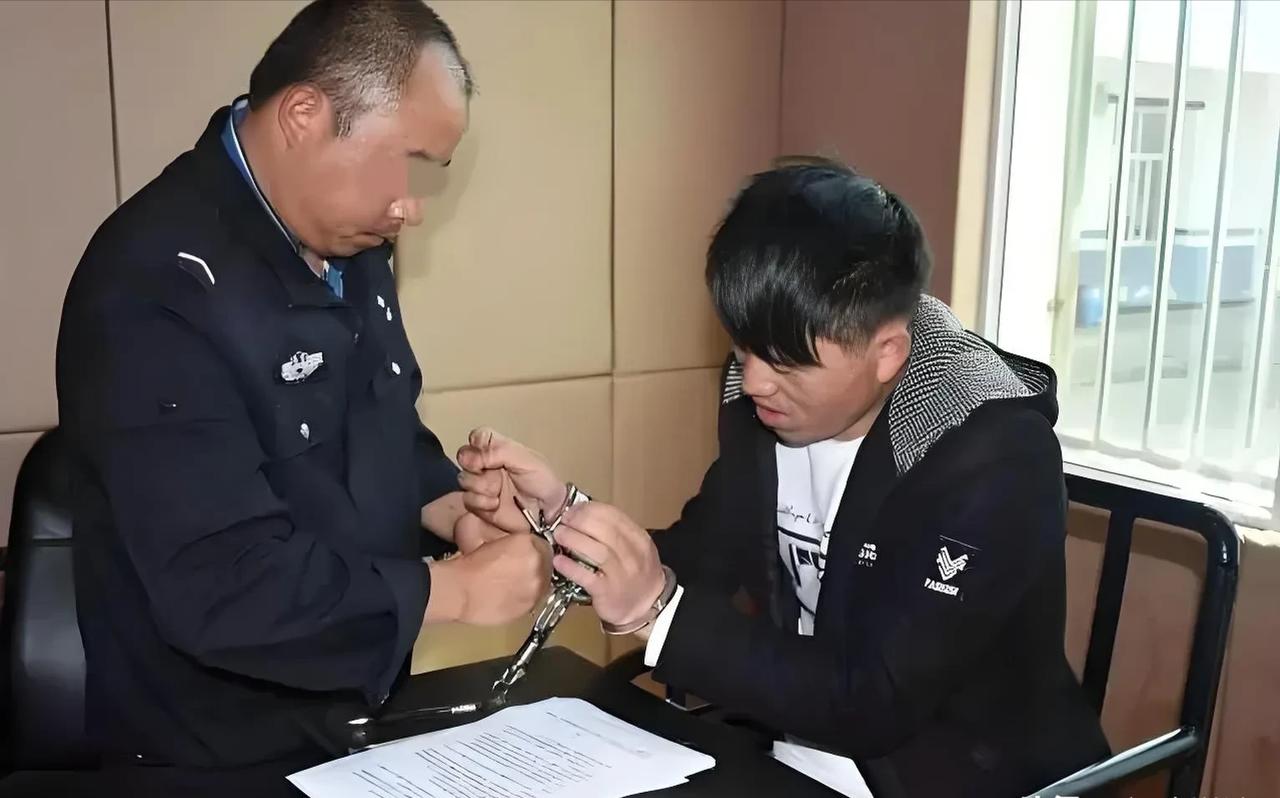 宁夏，男子以25万元的价格卖掉15头牛后，买家却迟迟不给钱，男子上门要钱无果，准