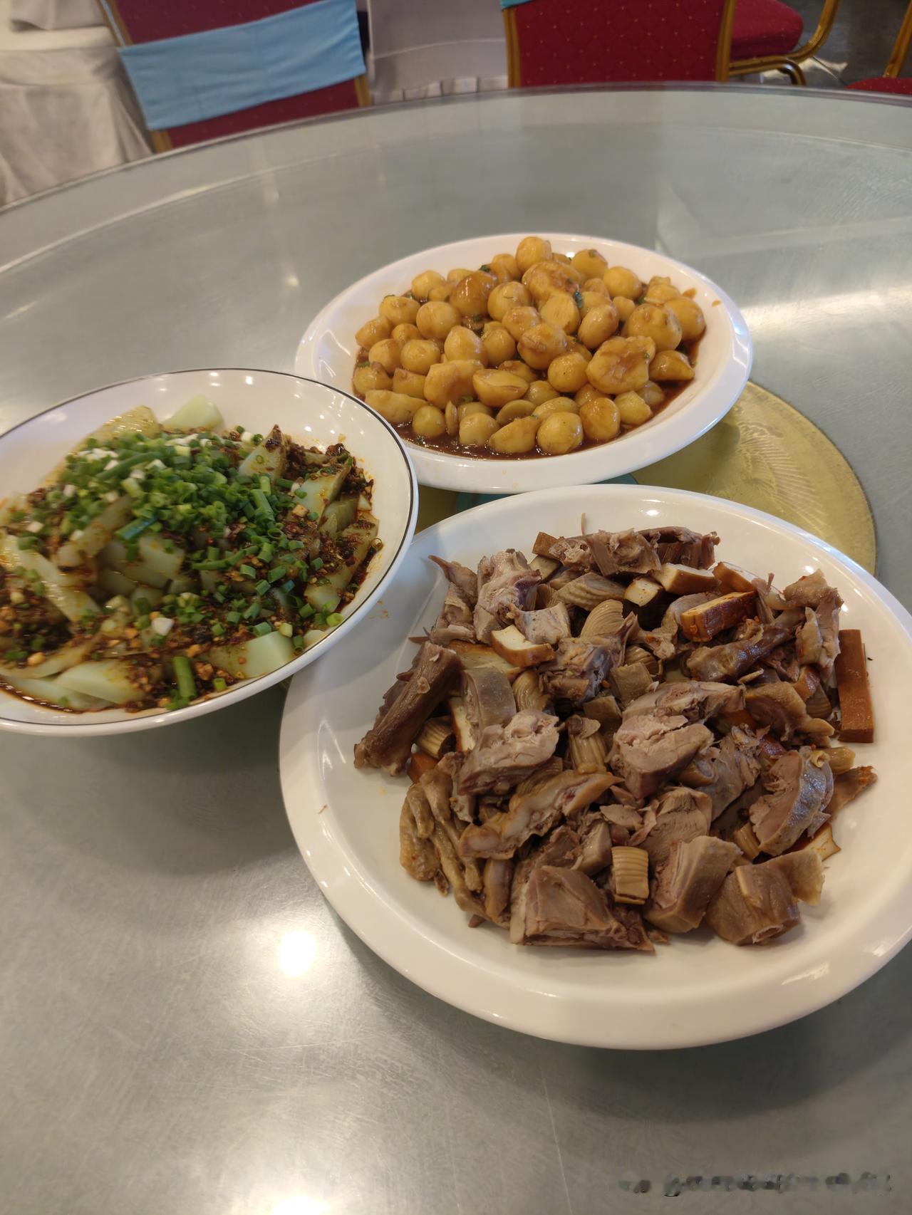 我今年43岁，我老公45岁，我们有两个孩子，现在是有车无房，跟大家说句真心话，请