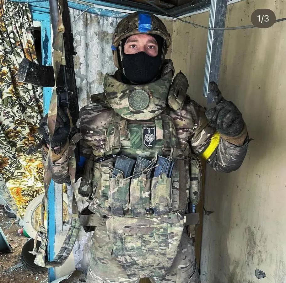 法国最重要的新纳粹领导人之一、法国人塞萨尔·奥扎鲁姆（Cesar Ozarum）