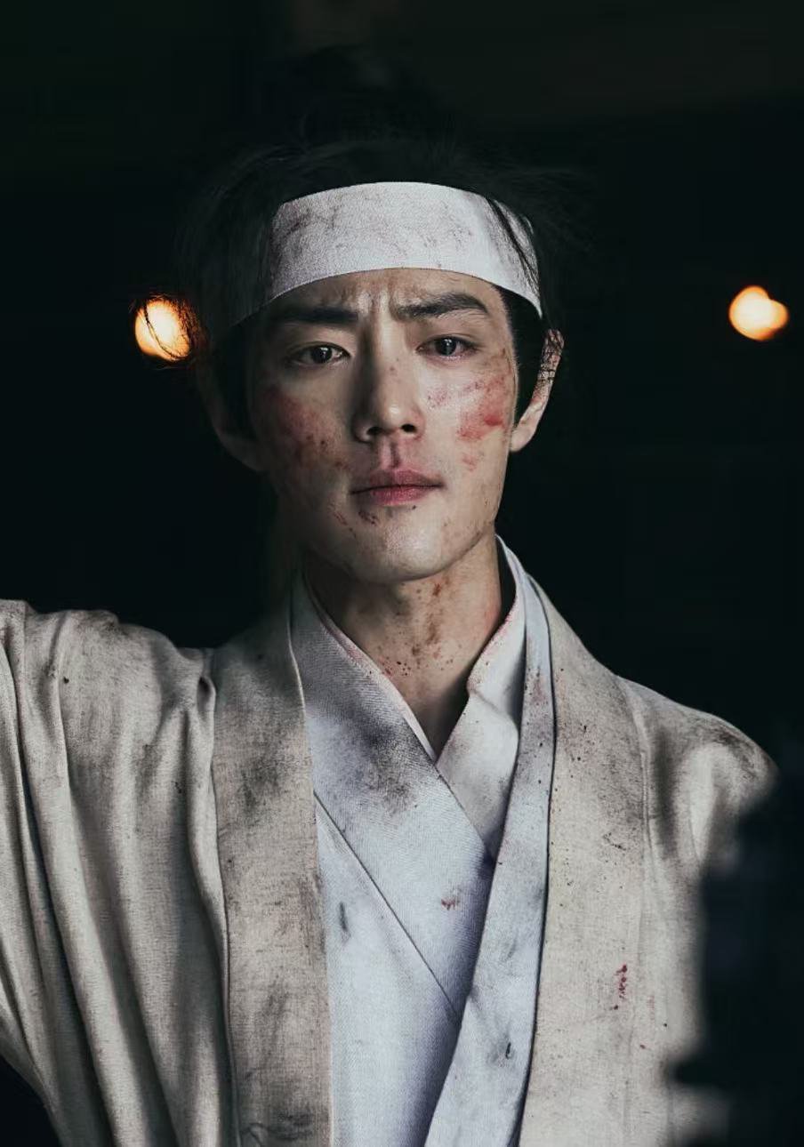 肖战入围白玉兰打破古装13年魔咒藏海传回应白玉兰6项提名演技实力硬核出圈，肖战凭