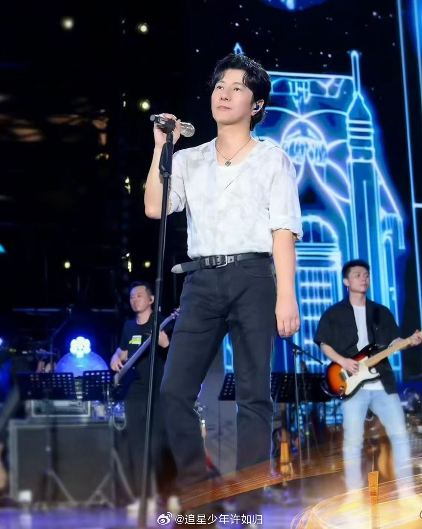 北京的打工人，周末别宅着了！高铁40分钟到唐山，看郑钧压轴，听宝石老舅首演，笑岳