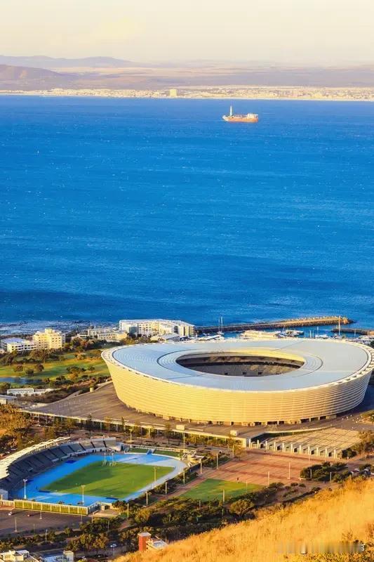 惊！南非暗藏危机，中国公民速看！
家人们，一则紧急提醒引发关注！驻南非使馆郑重警