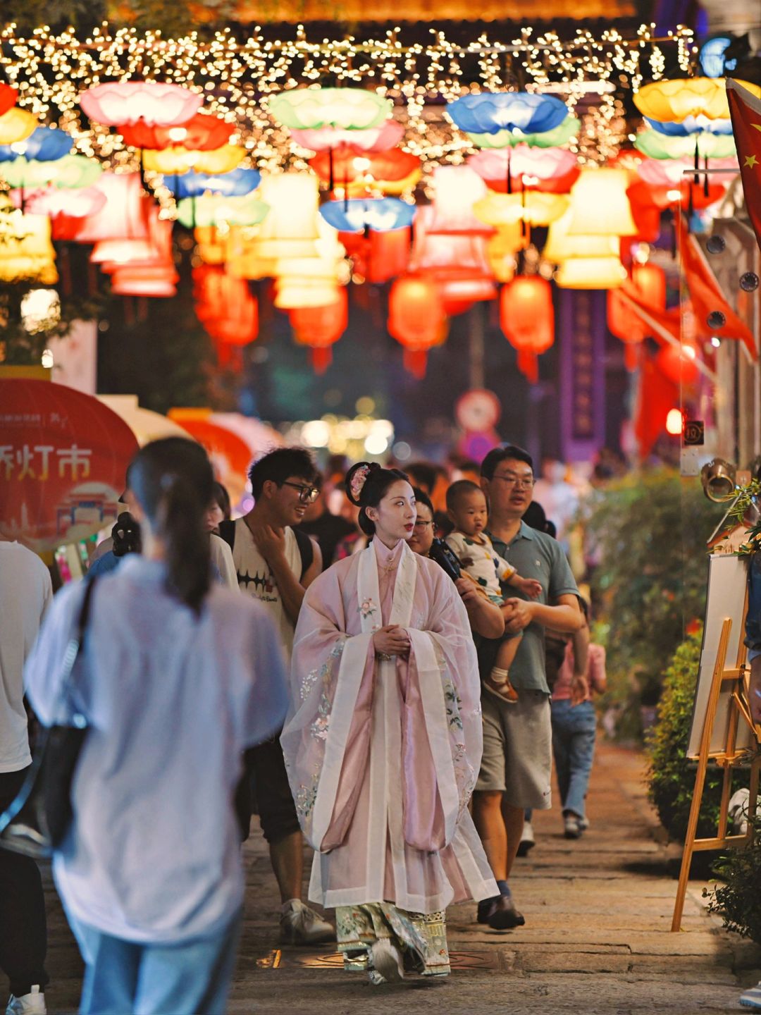 南京｜今晚亮灯，梦回金陵，中秋灯市抢先探
