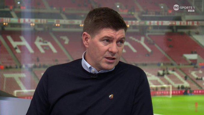 远藤航踢边后卫**我一点不担心**。他能胜任吗？当然能。这是他的最佳位置吗？不是