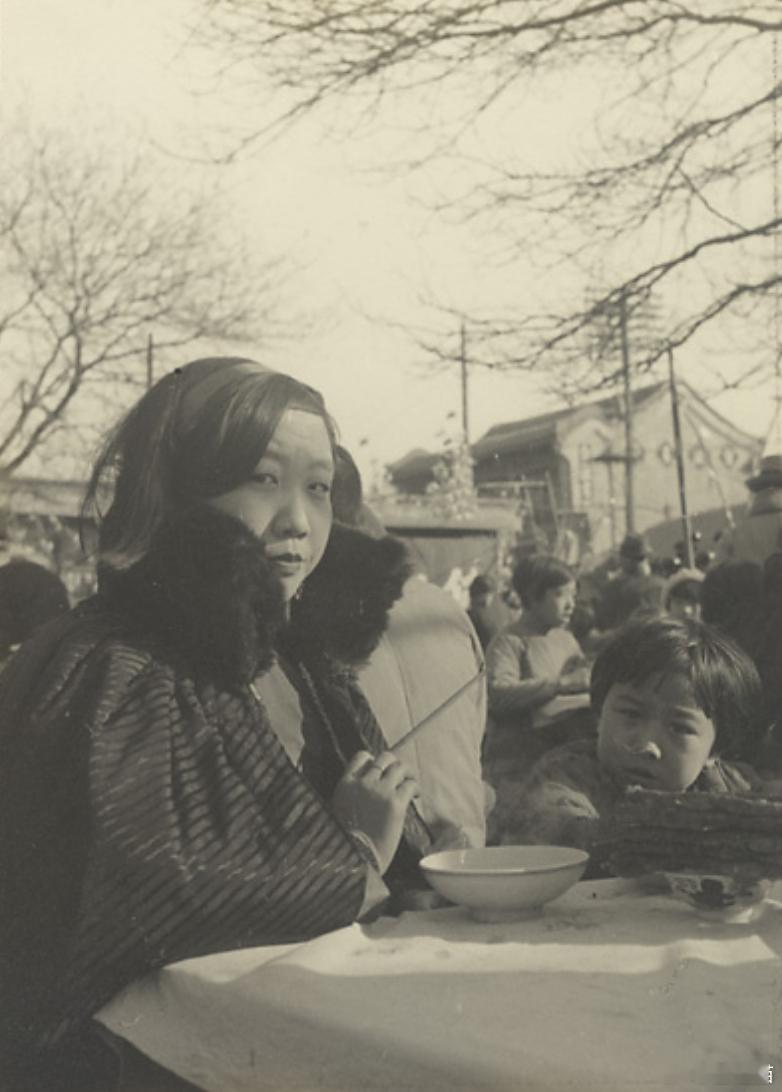 小吃摊，北京，1933年 ​​​