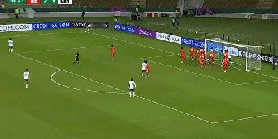 又是彭啸得分，在U23亚洲杯半决赛对越南队的比赛中打进U23国足第一个进球，同时