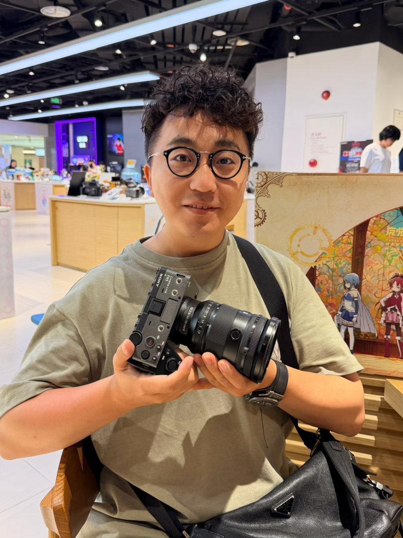 火速来提全北京头两台 FX5，现有上好的索尼 FX6、FX3A、A1II 转让哈