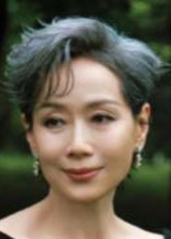 2026年4月25日，叶童亮相第十六届北京国际电影节闭幕式，以优雅姿态和精彩表现