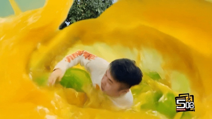 节目组是不是偷偷给马頔换了芒果？不然怎么解释陈赫酸倒，马頔没事？这未解之谜，我称