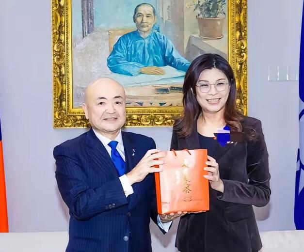 郑丽文明天亲自赴日本驻台协会 捐款协助赈灾

日本熊本发生强震之后，国民党主席郑