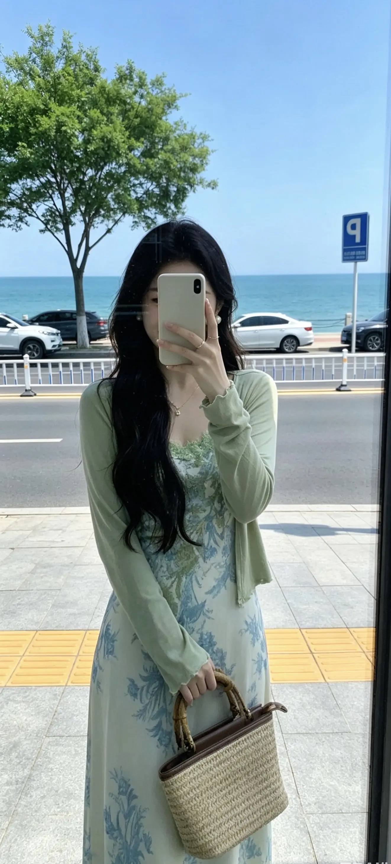 身边有个能扛事的  我也可以当个废物 如果没有，我就是那个人