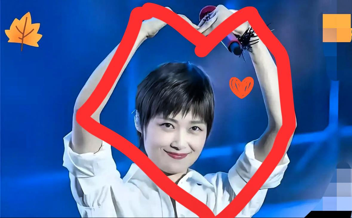 终于明白李宇春为啥不结婚！
不是没人馋她身子，
也不是她一直忙事业，而是她早已经