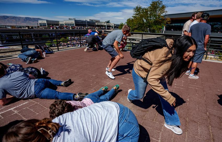 近期我国接连发出警告，呼吁在日的中国人尽快回国。
 
很多人一开始还不明白为什么